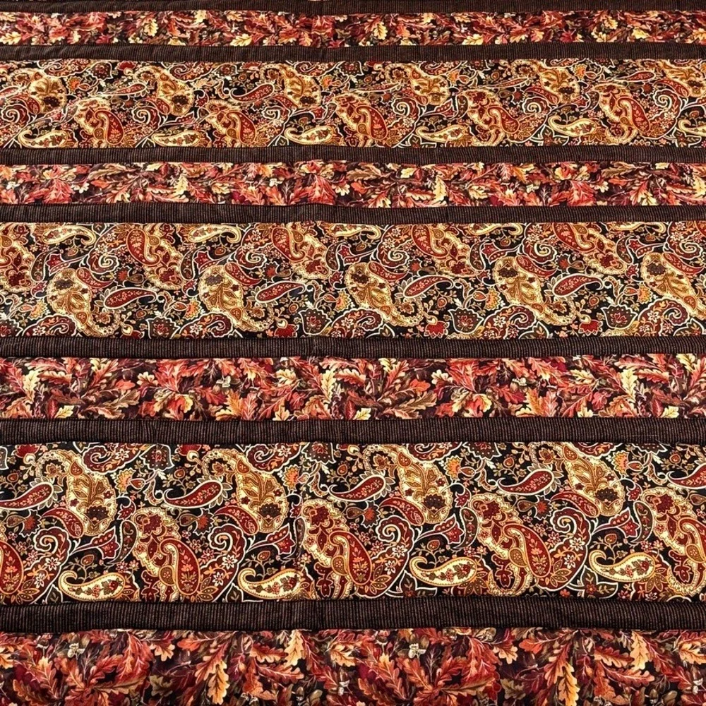 Handmade Autumn Paisley Quilted Lap Throw 39x50 Reversable Guild Crafted NEW